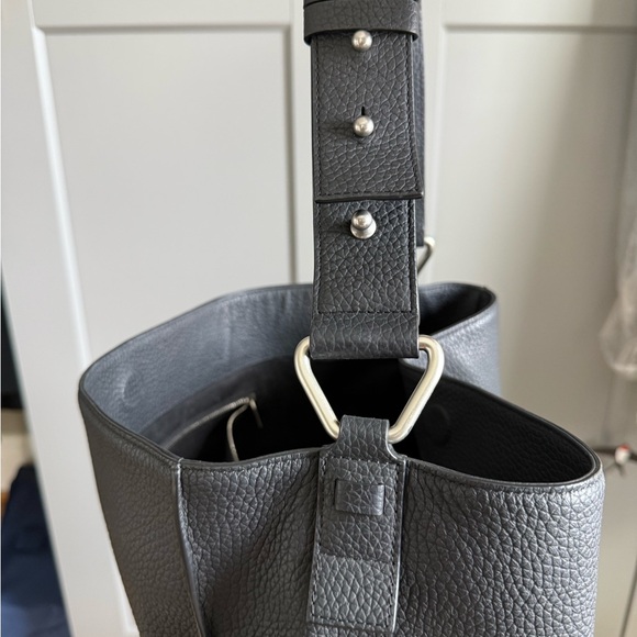 ALLSAINTS Captain North South Leather Tote in black - Picture 7 of 9